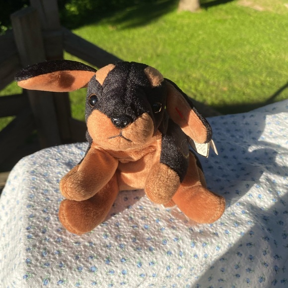 Doby Vintage Beanie Baby Ty Dog - Picture 1 of 5